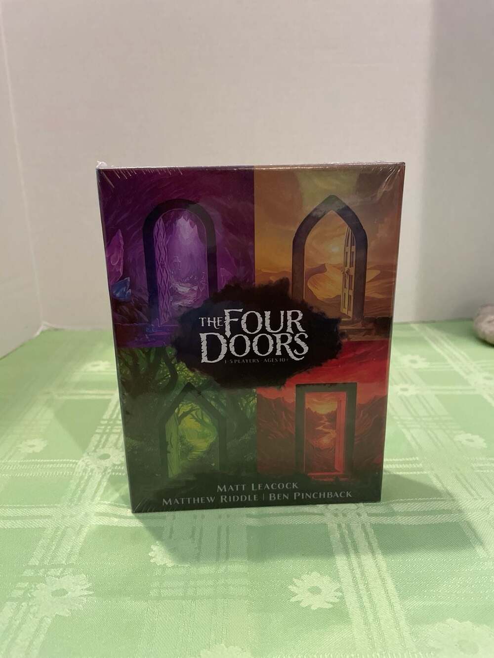The Four Doors Card Game Happy Camper.
NEW.  2025.  Family Solo Matt Leacock 4